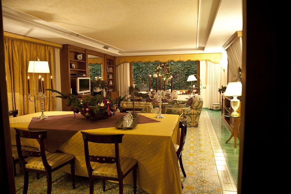 Villa La Terrazza Suites Península Sorrentina Exterior foto
